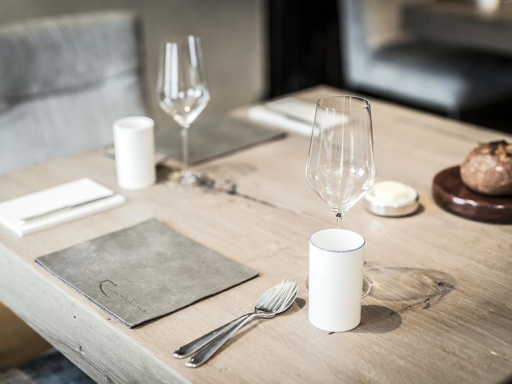 Hotel Restaurant Rosengarten 5*