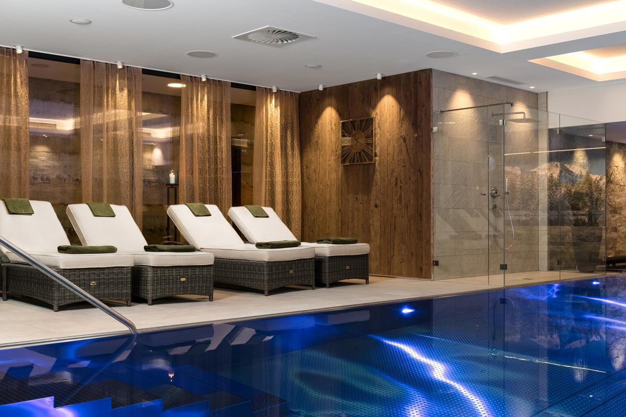 Hotel Restaurant Rosengarten 5*