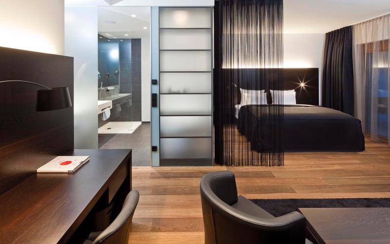 Hotel Restaurant Rosengarten 5*